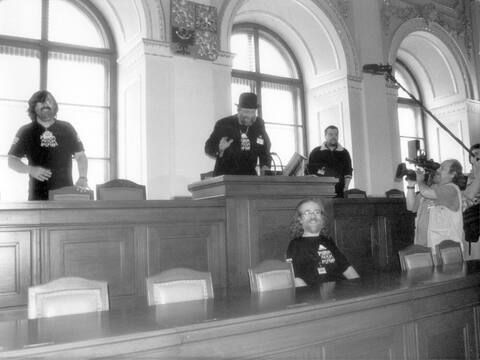 Fotky, volby z Parlamentu (2002) – fotka 8