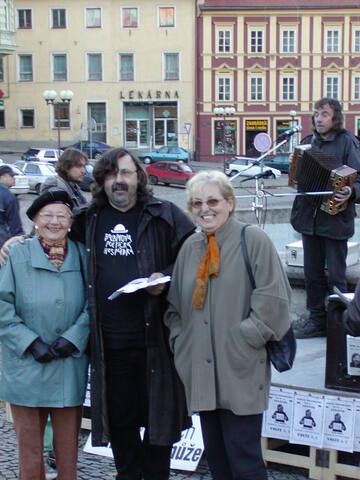 Senátní volby, Cheb 2002 – fotka 2