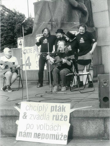 Fotky, volby, Hutka (2002) – fotka 4